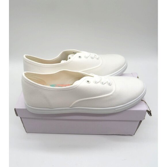 White Canvas Lace-Up Shoes Womens Size 8 Casual Sneakers Lightweight New - Picture 1 of 8
